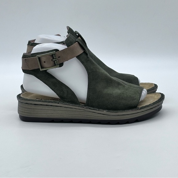 Naot Verbena Sandals. Size 8 - Picture 1 of 8